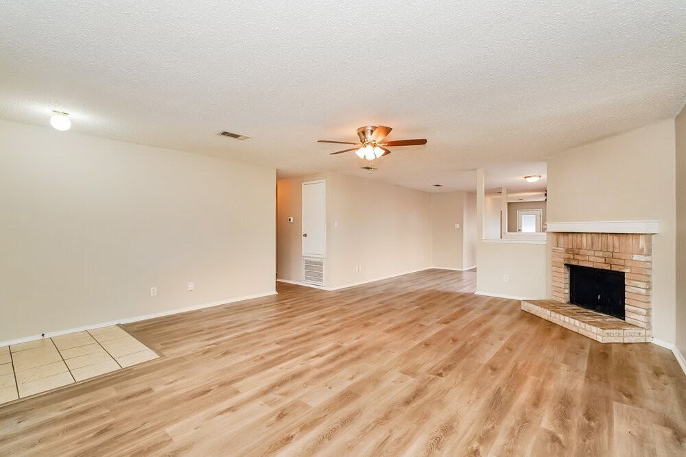 541 Magdalen Ave - Photo 4 of 16