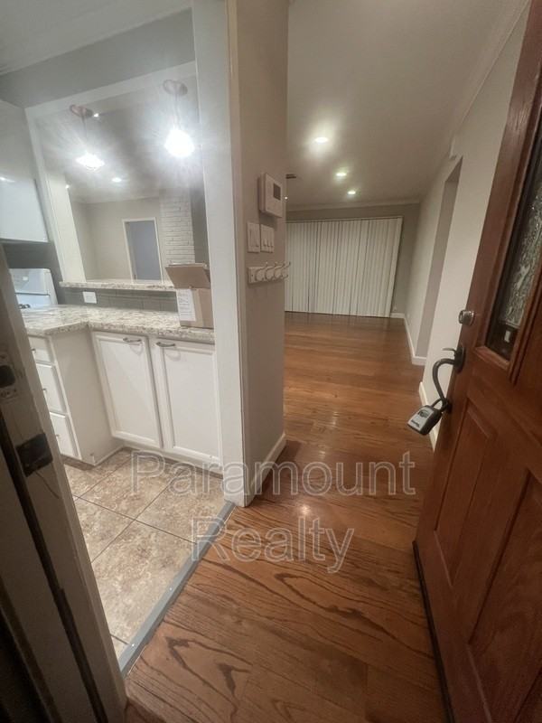 3131 Mount Diablo St - Photo 2 of 26