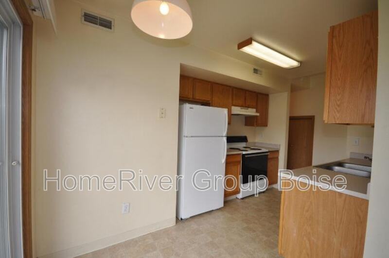 1304 S Ivy St - Photo 2 of 21