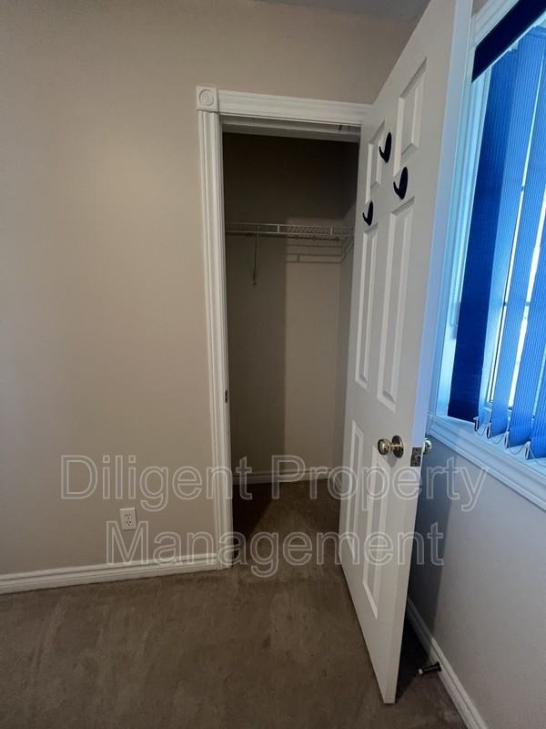 157 Milroy Dr - Photo 2 of 31