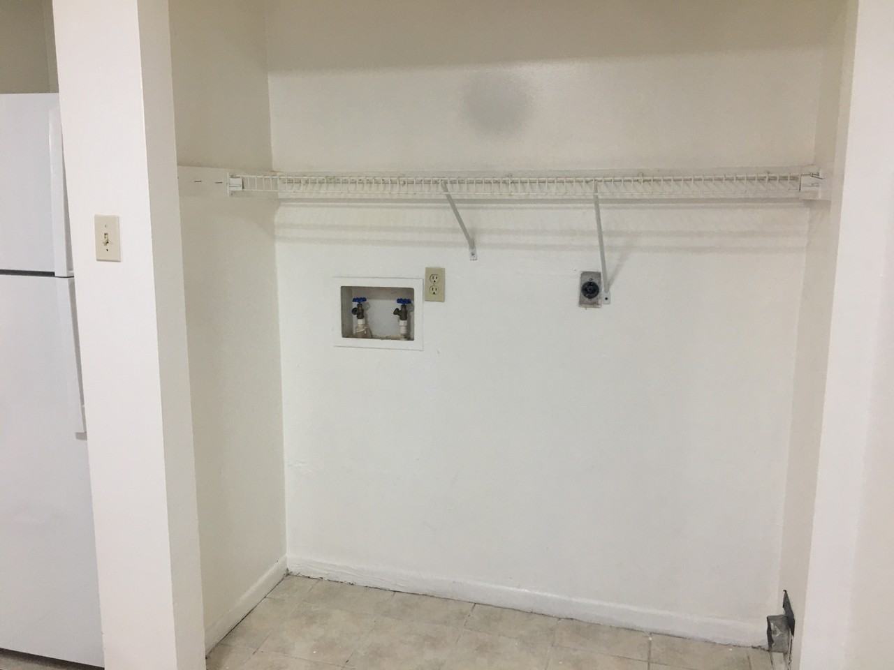 909 Shirley Ann Trail - Photo 3 of 8