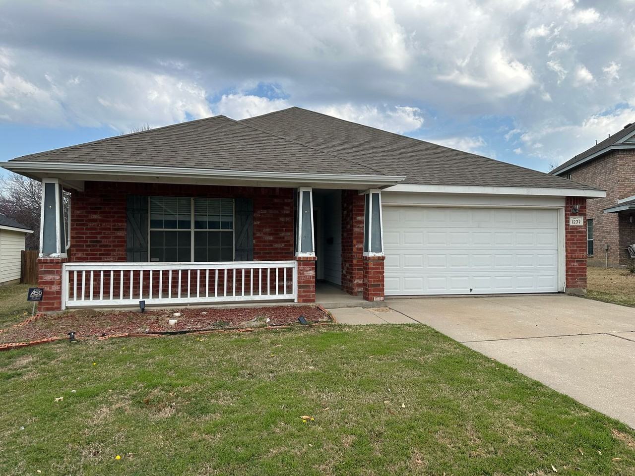 1237 Sandpiper - Photo 2 of 17