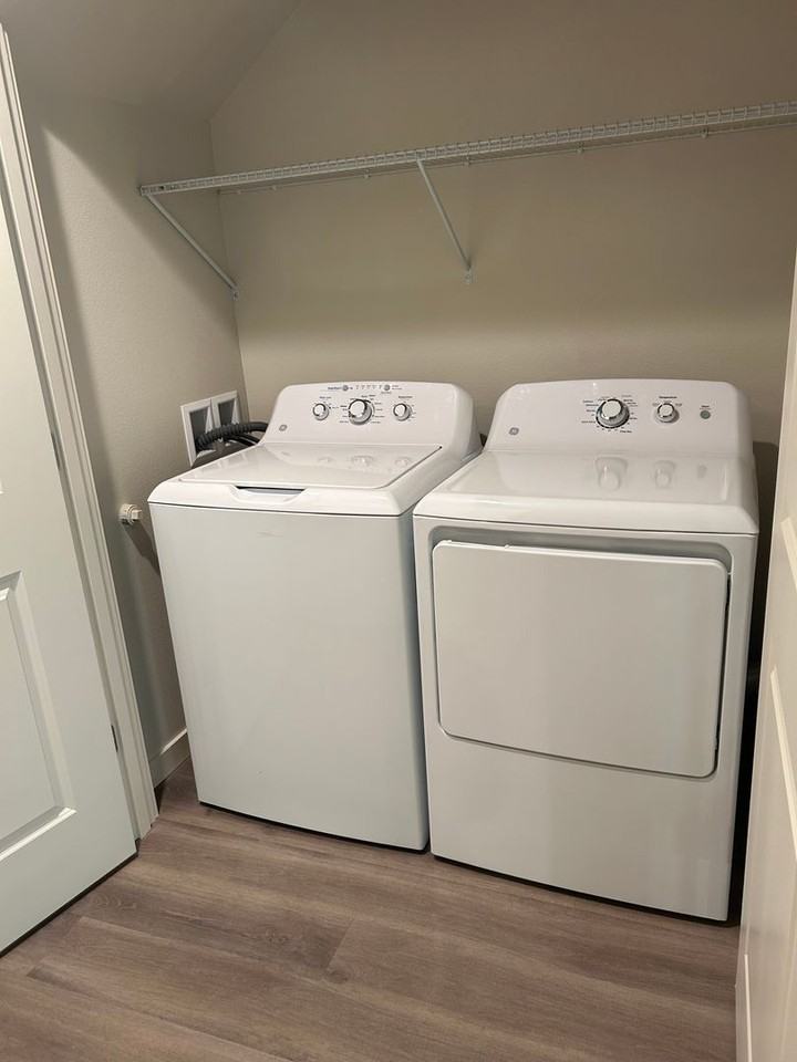 Cowiche Creek Townhouses - Photo 5 of 28