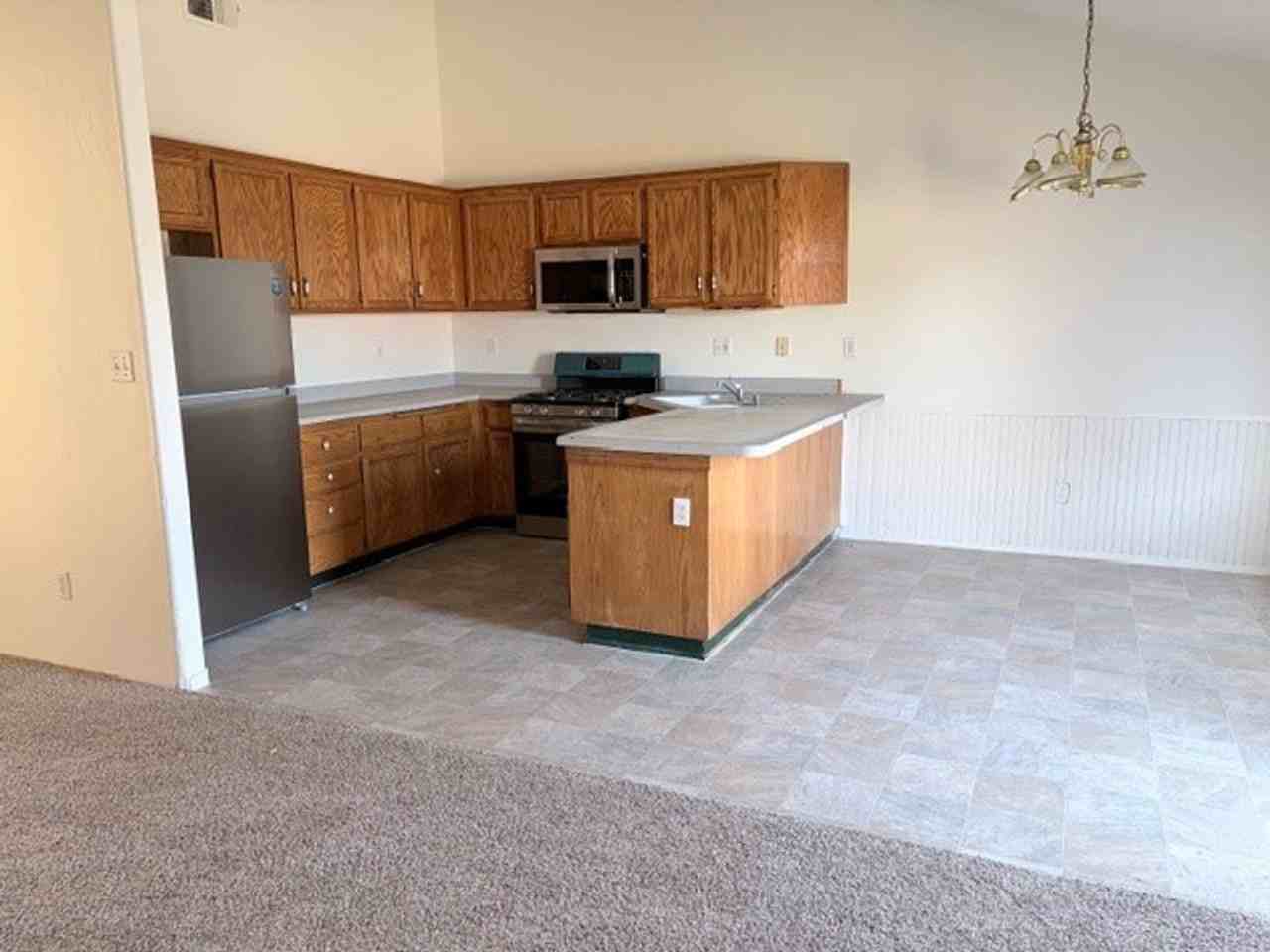 5002 Canyon Peak Dr - Photo 2 of 13