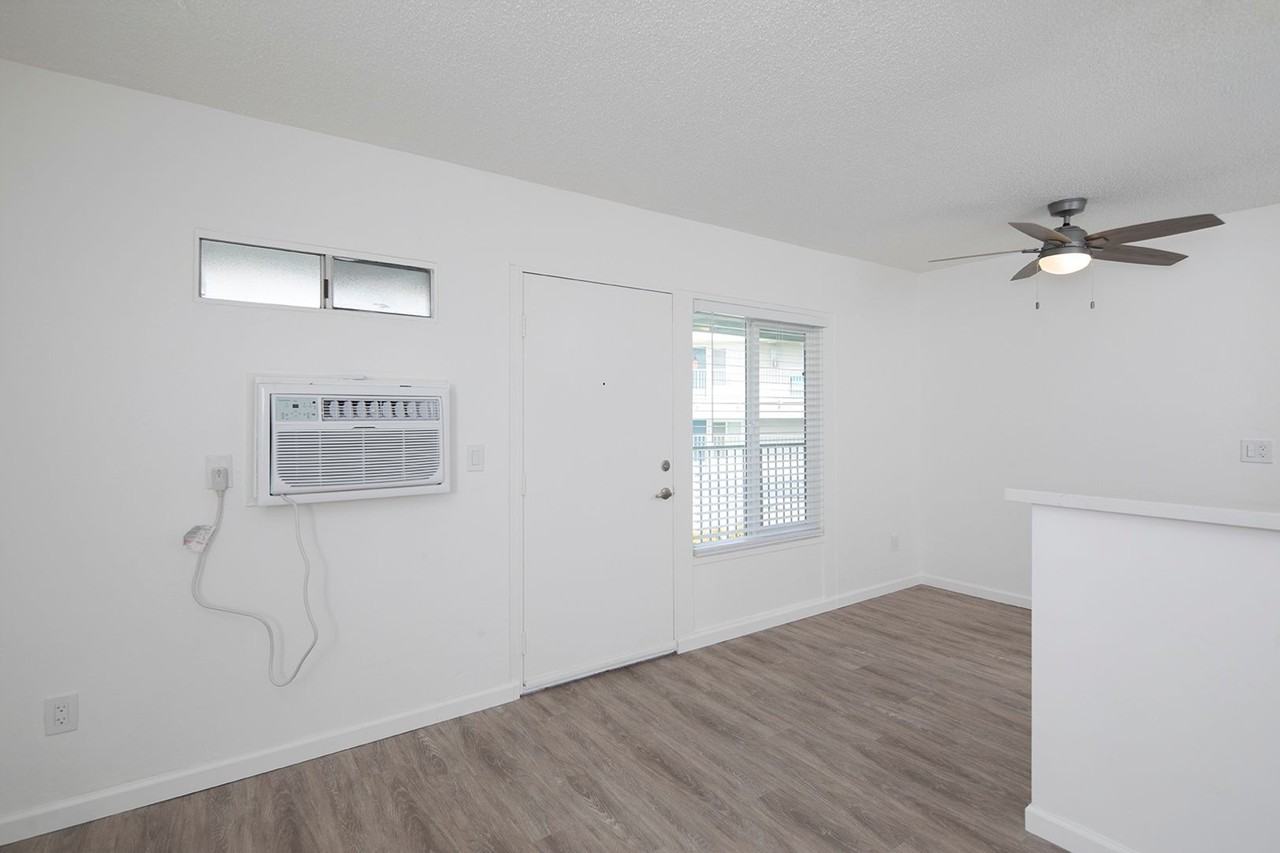 Aztec Pacific Apartments - Photo 5 of 42