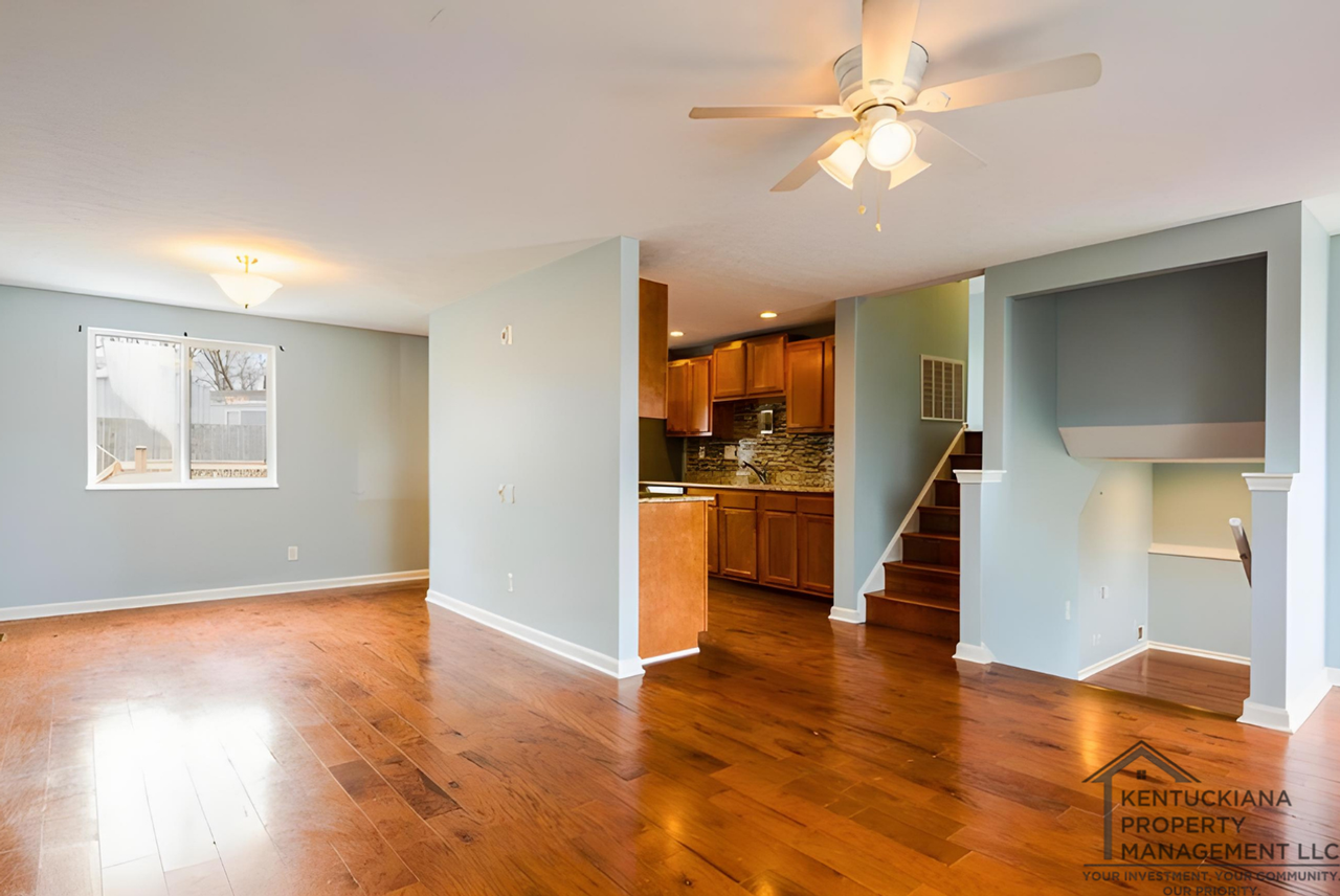 5402 Hasbrook Dr - Photo 4 of 23