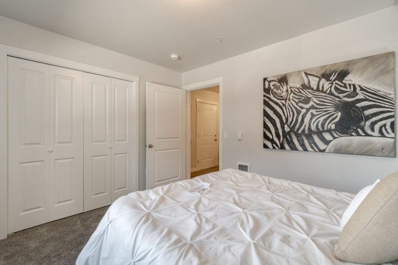 RIVERBEND APARTMENTS - Photo 3 of 13