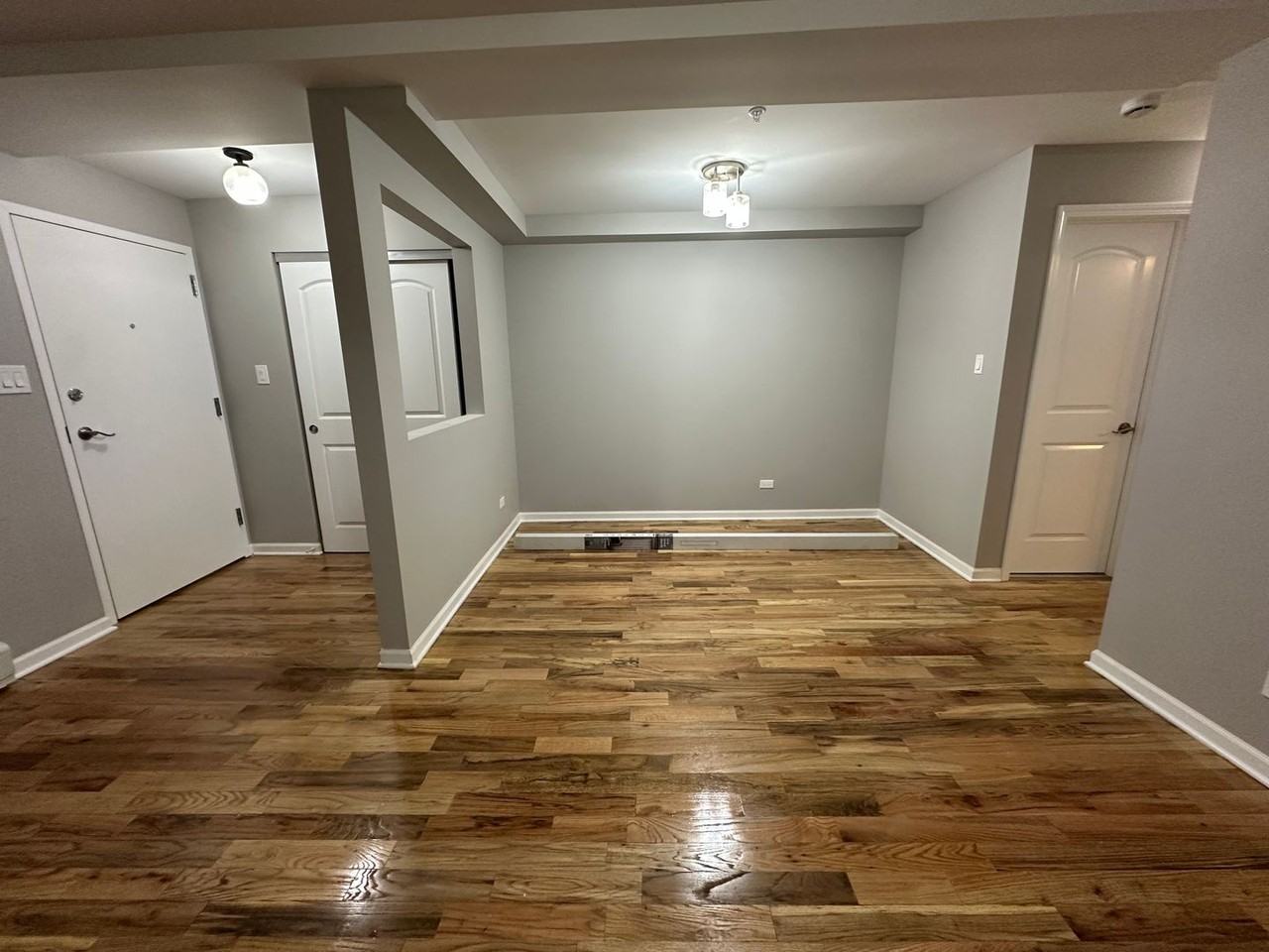 Crestline Villas Apartments - Photo 3 of 20