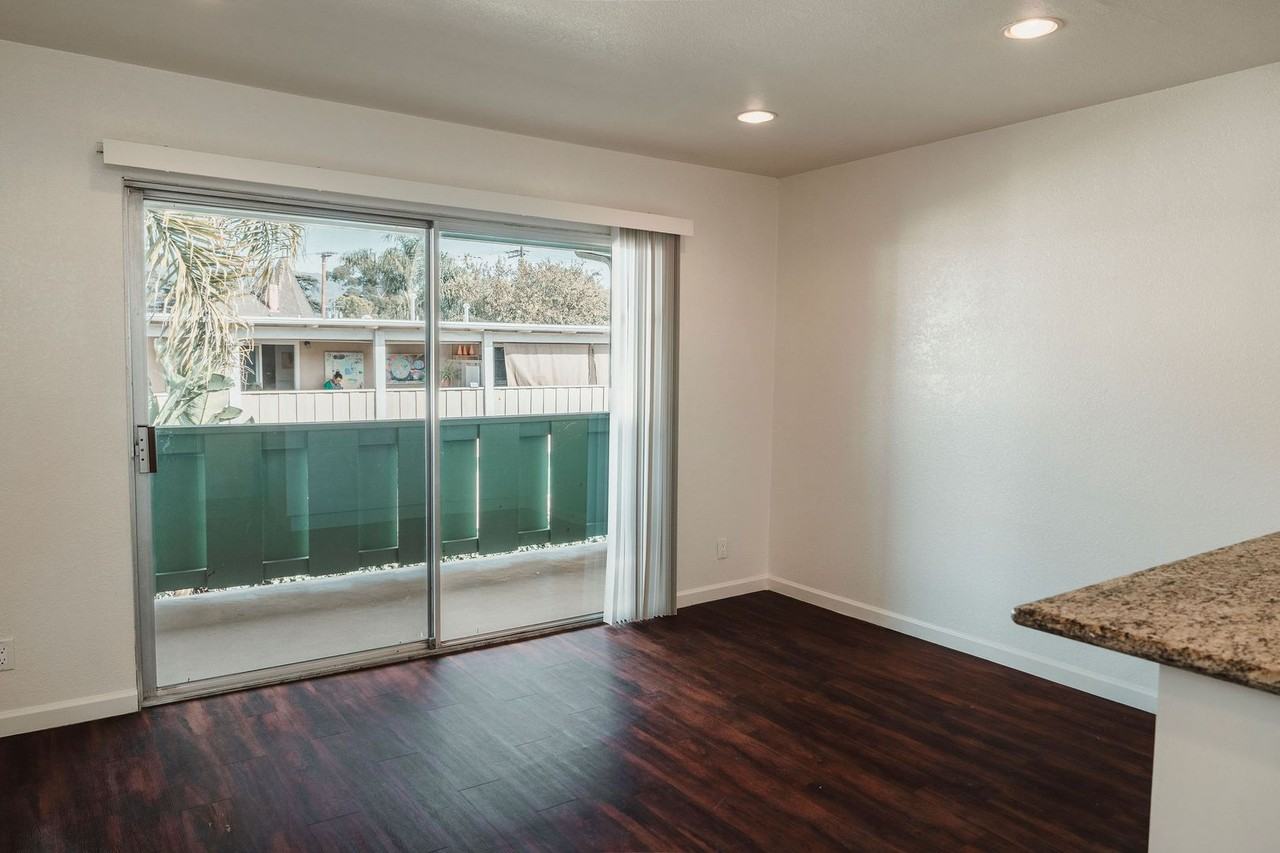 320 W Canon Perdido St #8 - Photo 5 of 14