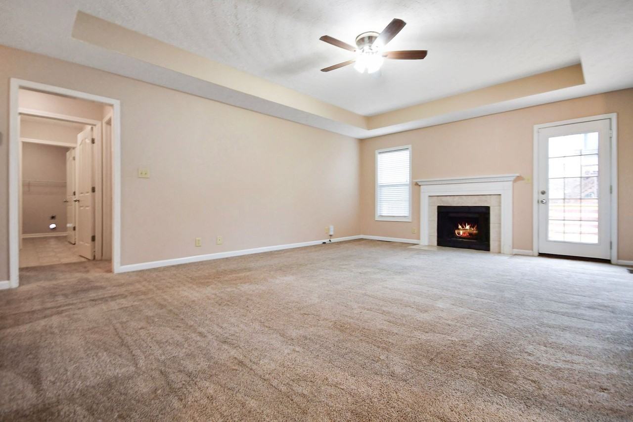 625 Wolfchase Dr - Photo 2 of 18