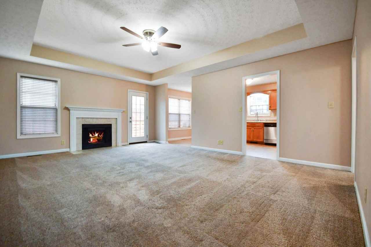 625 Wolfchase Dr - Photo 3 of 18