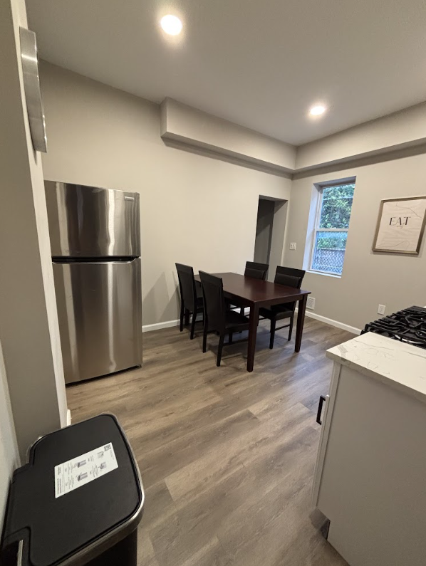 3026 West Garrison Avenue - Photo 7 of 10