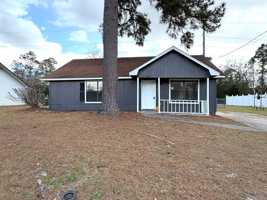 featured image of 822 Lost Grove Ln