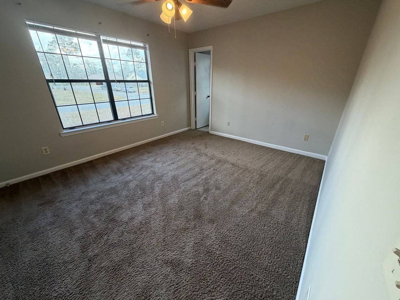 822 Lost Grove Ln - Photo 7 of 16