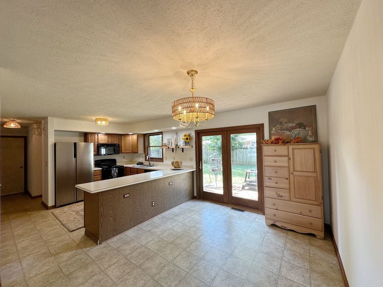 2313 Happy Hollow Rd - Photo 2 of 16