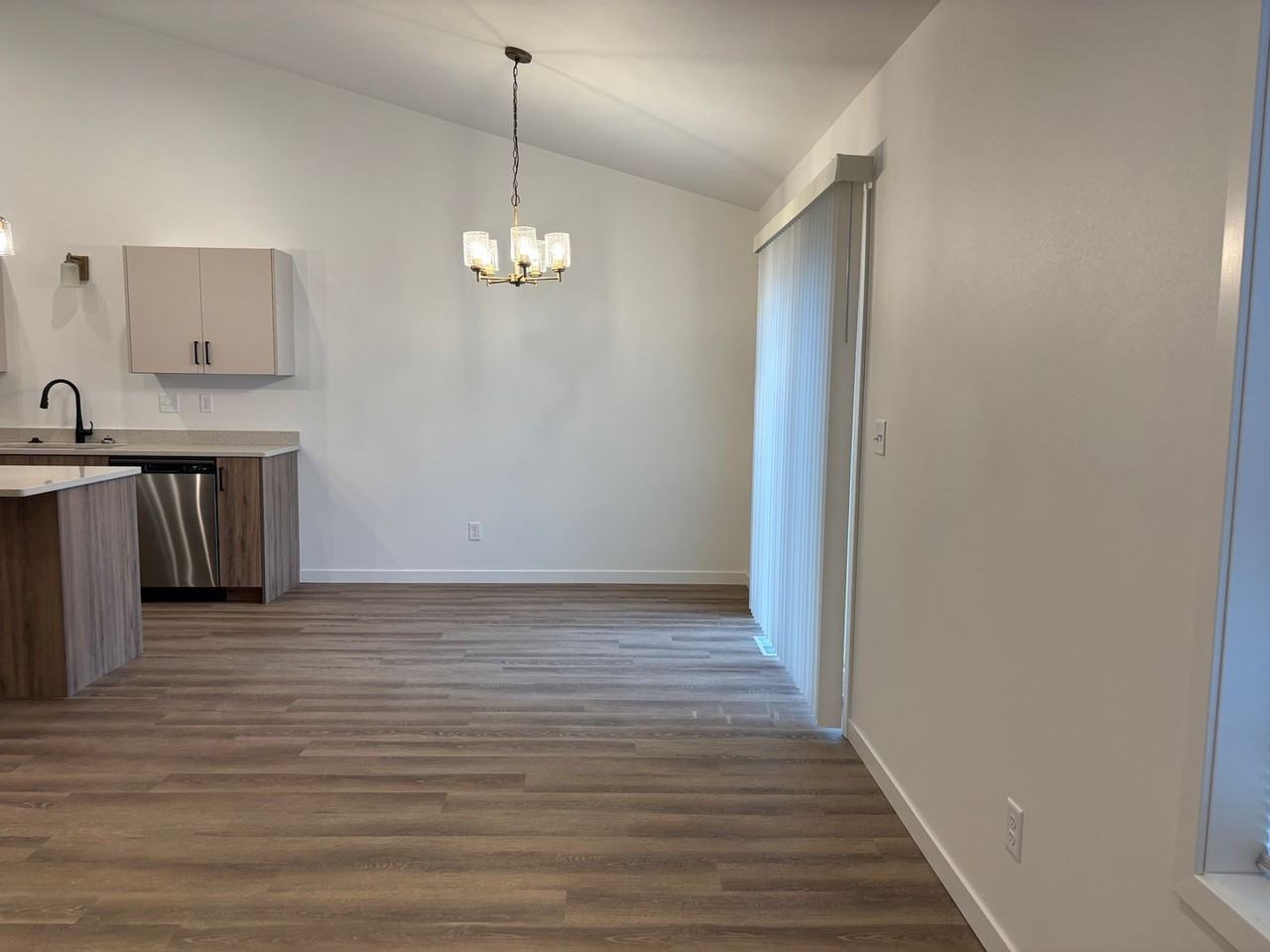 7267 30th St S - Photo 4 of 17