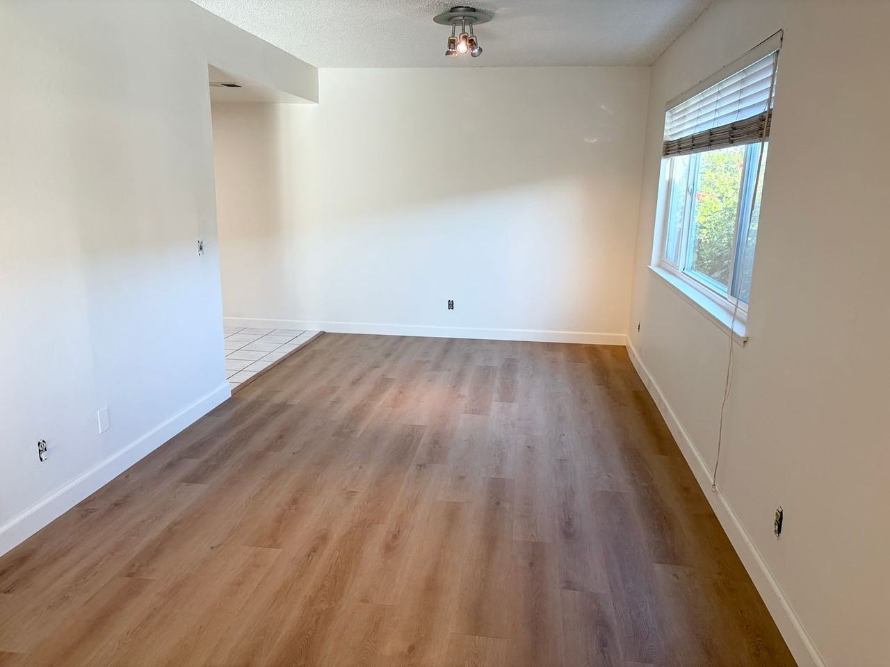 13045 Thoroughbred Way - Photo 5 of 18