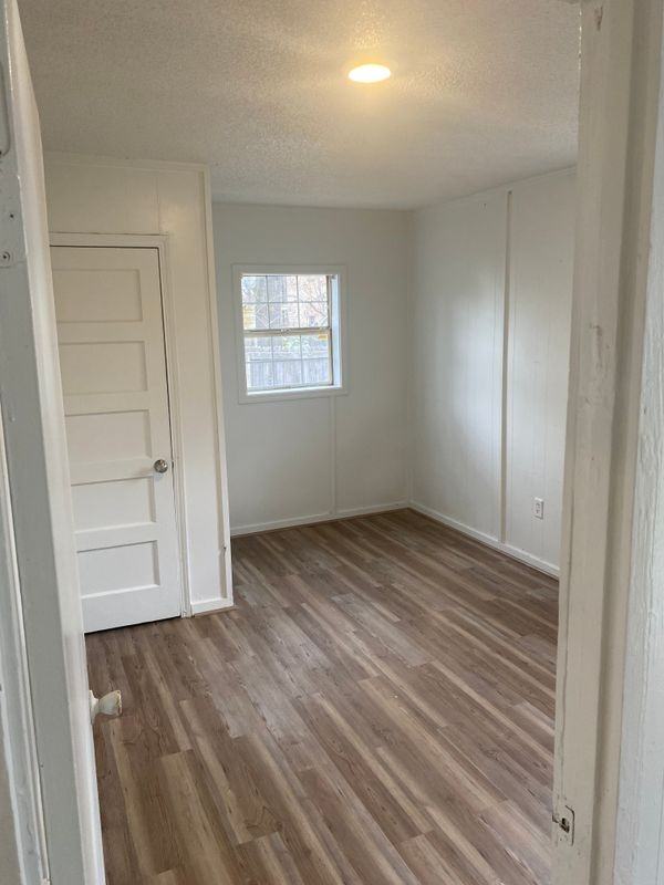 2603 W 34th Ave - Photo 3 of 4