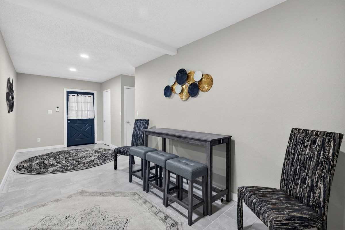 1941 Brown Rd - Photo 2 of 24