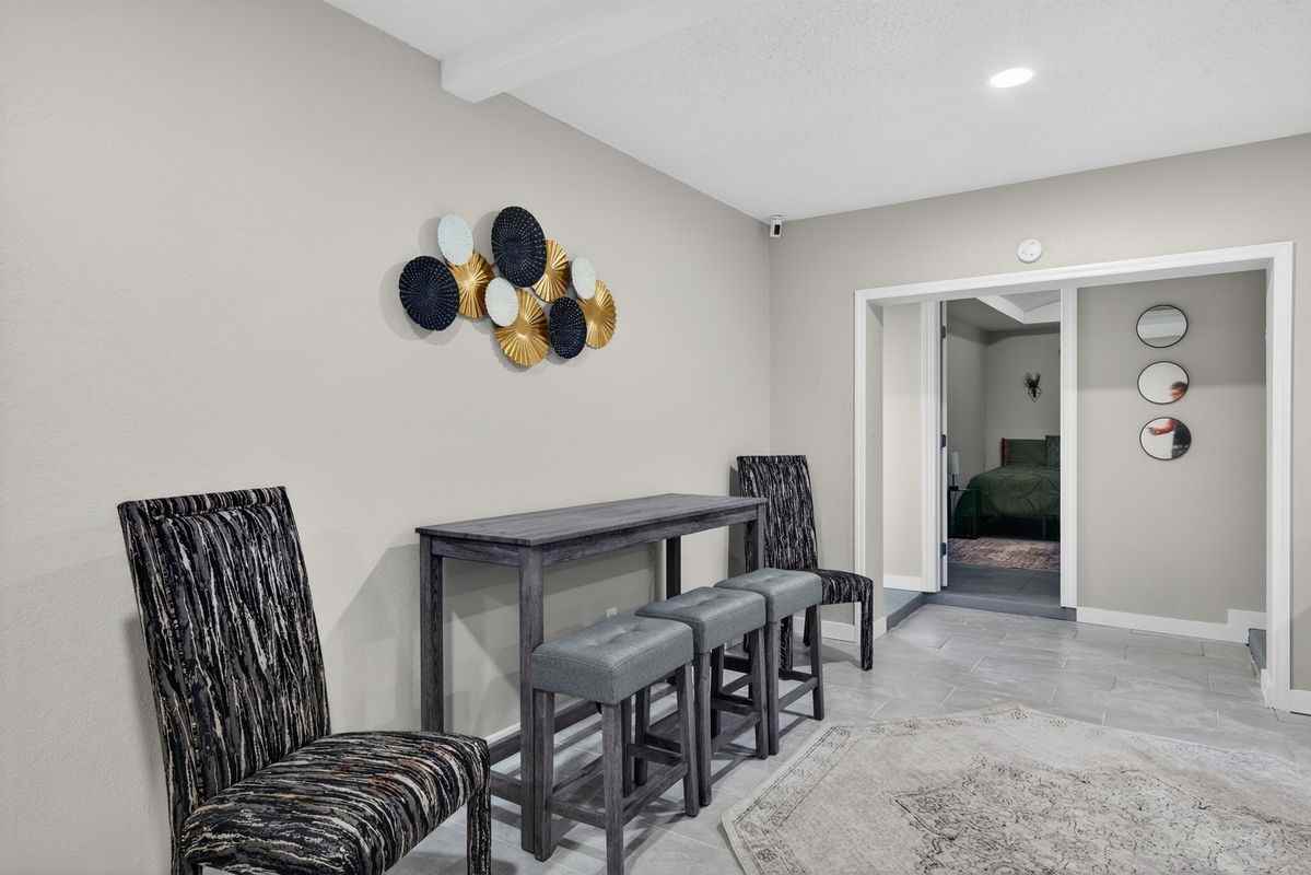 1941 Brown Rd - Photo 3 of 24