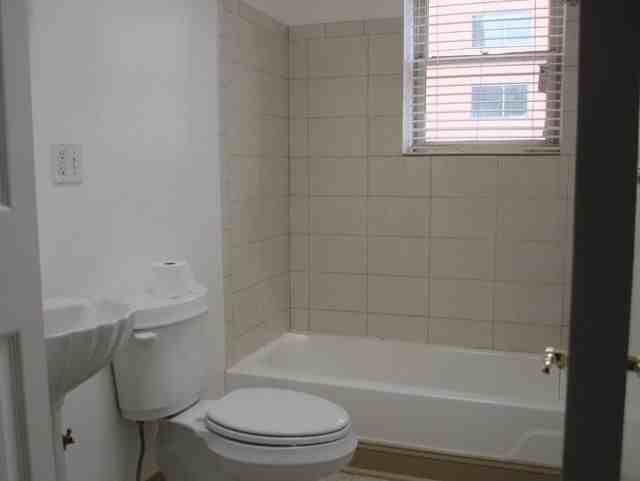 735 6th St Ne - Photo 4 of 8