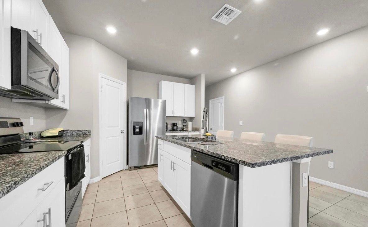 3550 San Bernardino Way - Photo 4 of 15