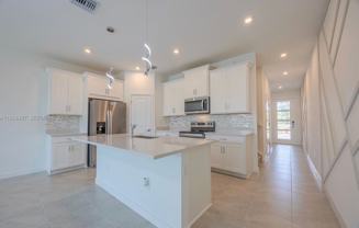 7040 Channing Ave - Photo 1 of 1