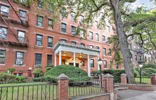 featured image of 240 Ocean Pkwy ##C1