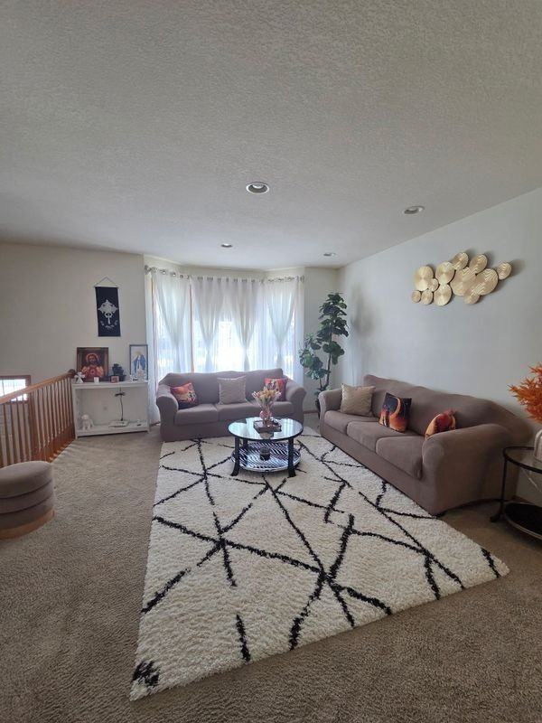 15842 Frisian Ln - Photo 3 of 6