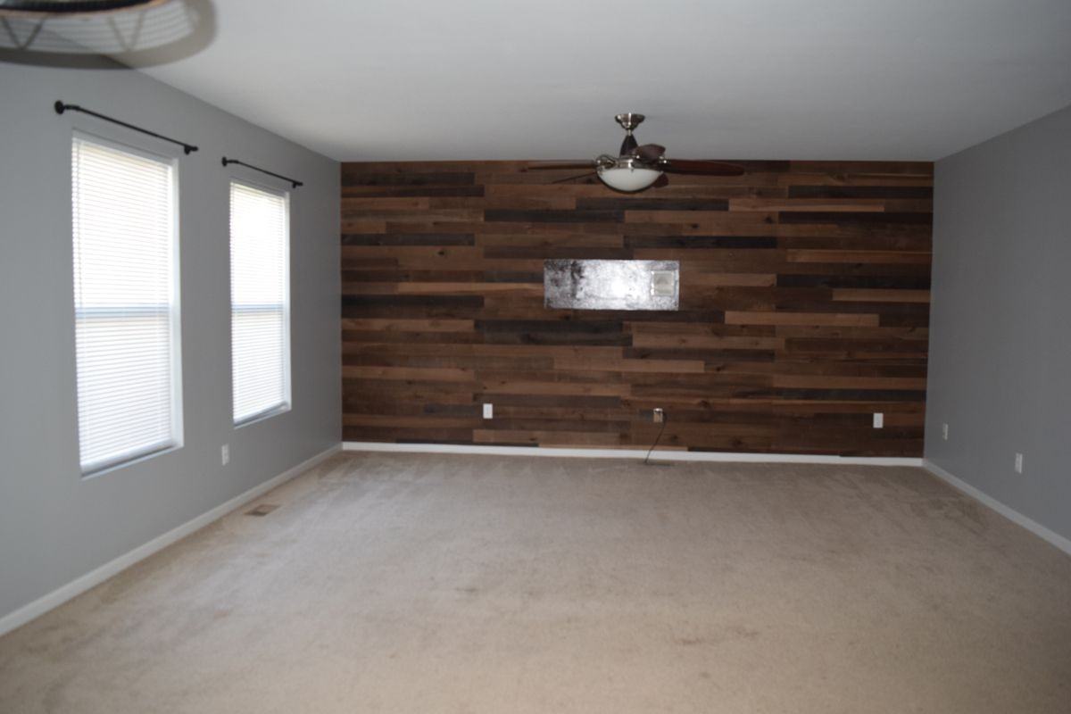 8549 Hawthorn Hill Hill - Photo 5 of 35