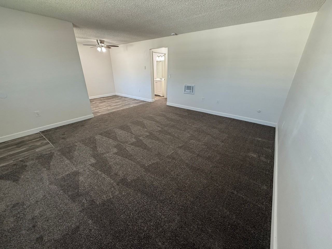 Lila Gardens - Photo 6 of 12