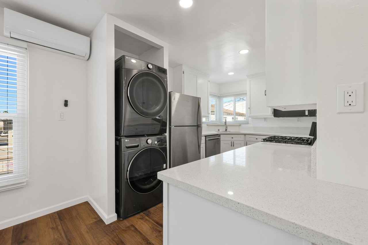 Georgia Street - Photo 6 of 35