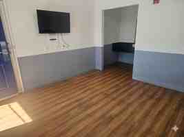 featured image of 4080 N Blackstone Ave