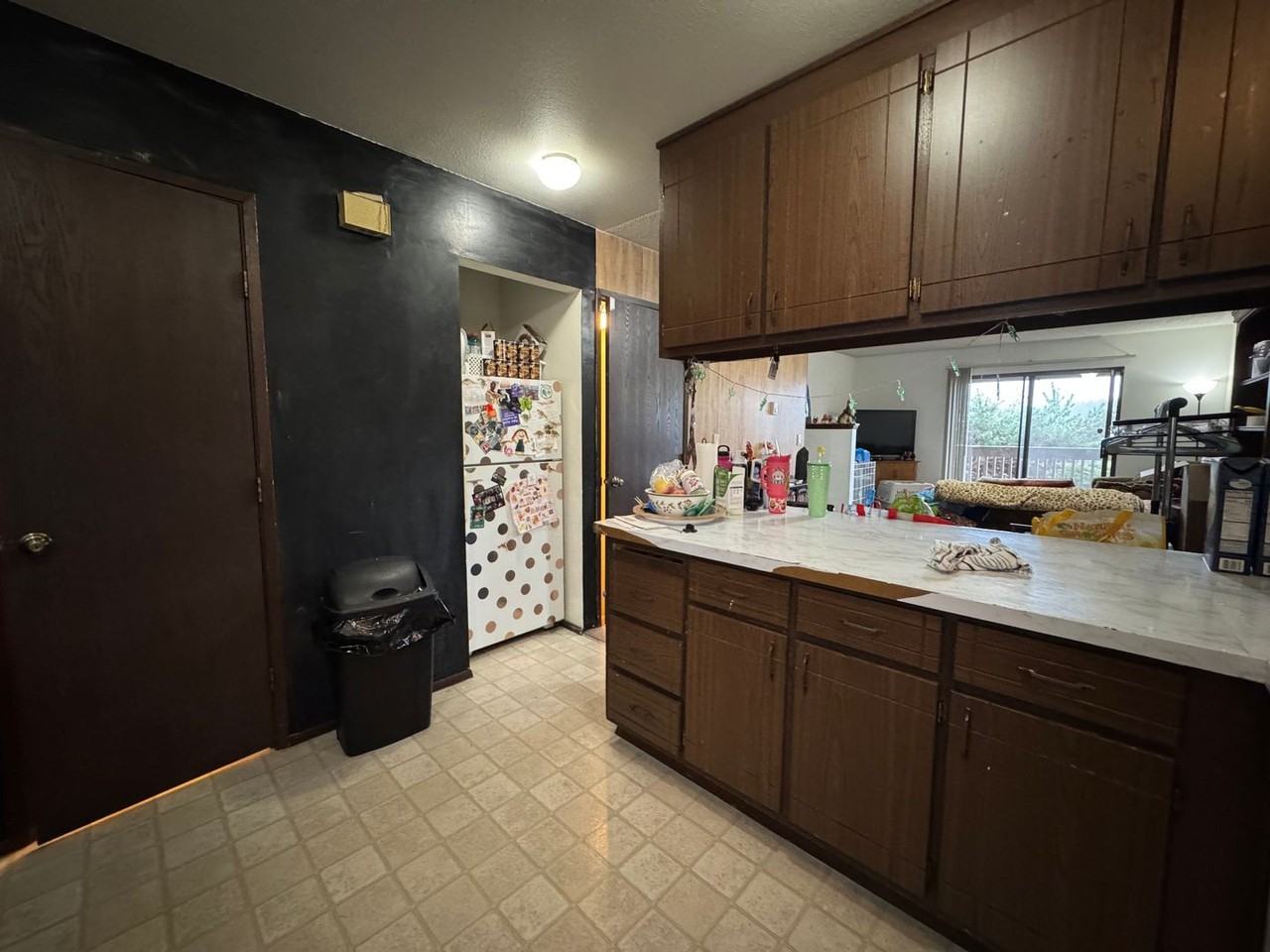 2111 Knox Ave #7 - Photo 5 of 25