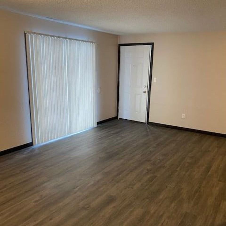 RS Apartments - Photo 2 of 13