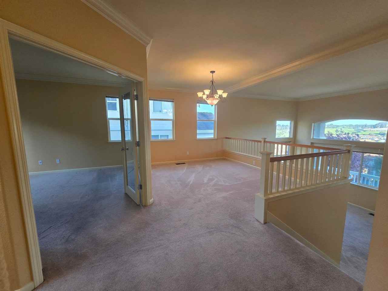 894 Bridgeway Cir - Photo 3 of 23