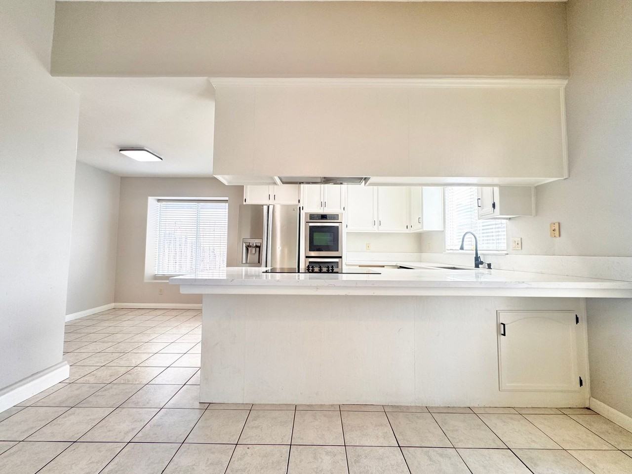 9131 Anchor Island Ct - Photo 6 of 19