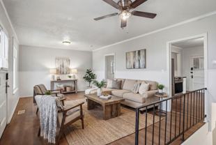 604 E Hartson Ave - Photo 1 of 1