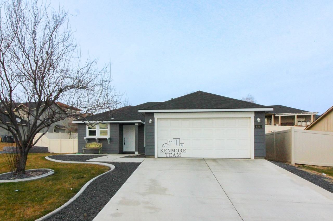 6101 Turf Paradise Dr