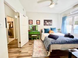 featured image of 208 N Louise St