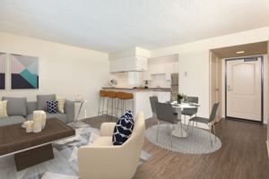 featured image of 6001 Woodland St