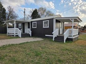 304 Carson Cir - Photo 1 of 1