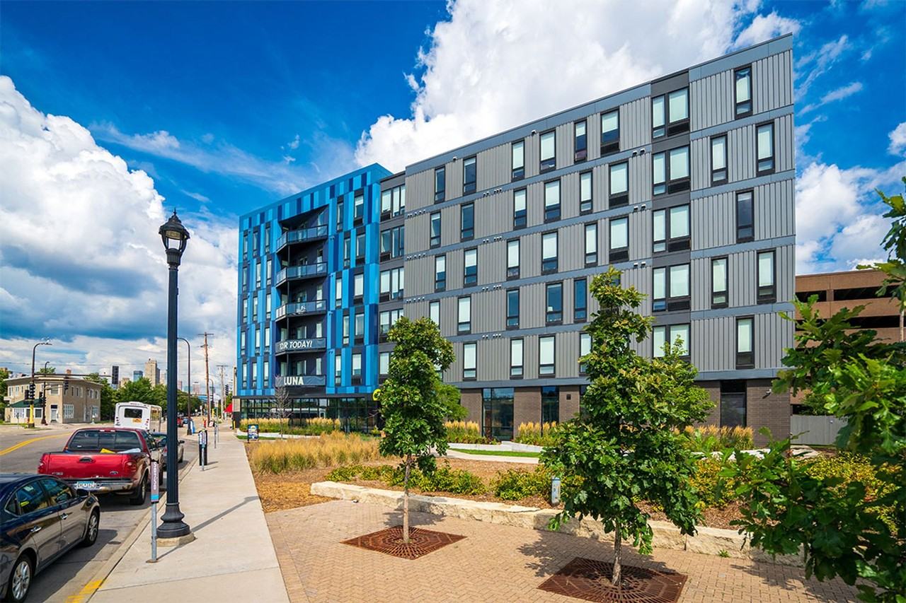 Luna Apartments - Photo 4 of 50