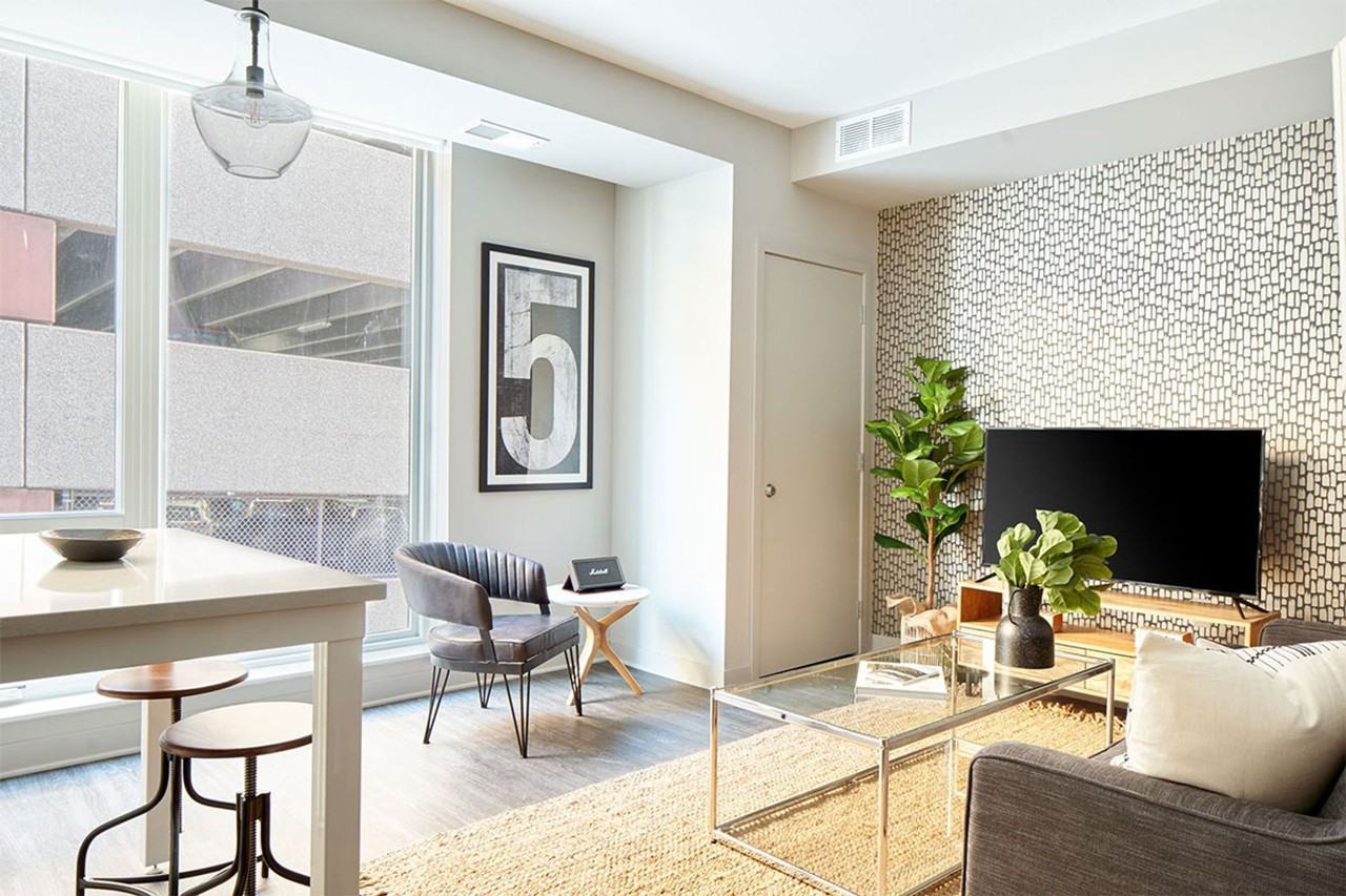 Luna Apartments - Photo 2 of 38