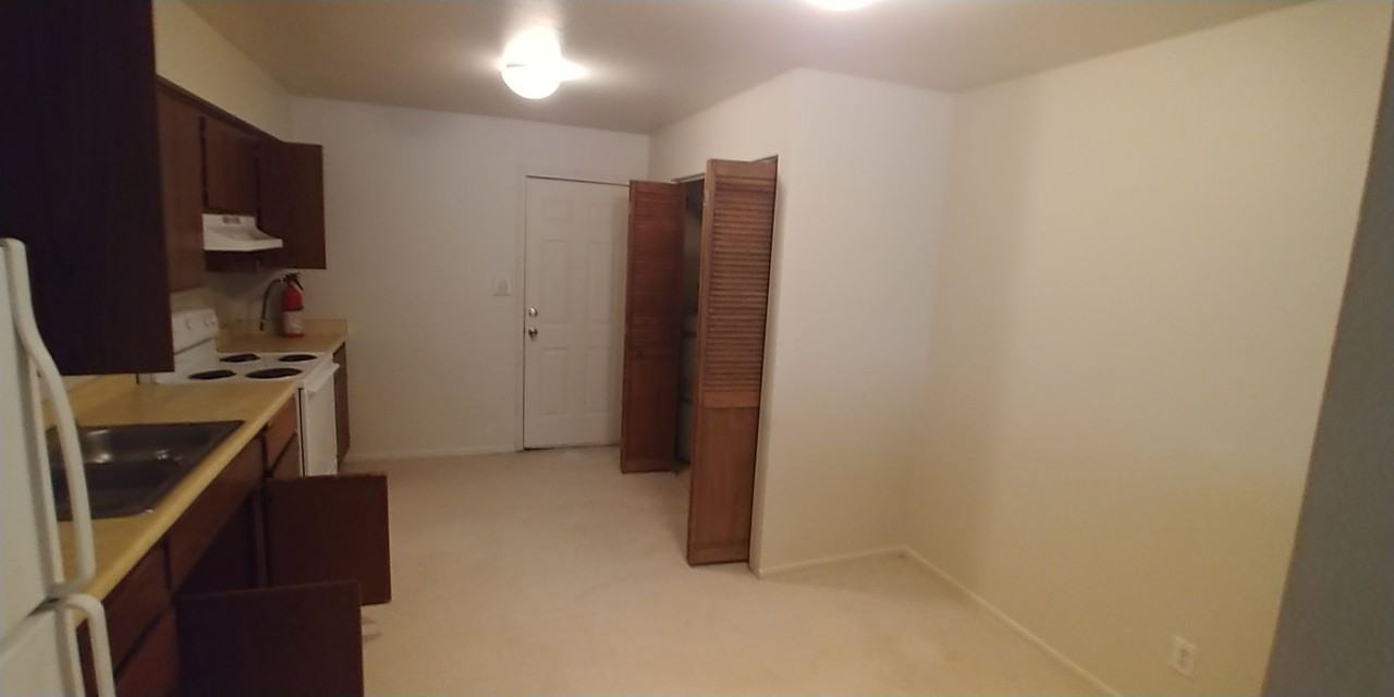 12170 - Photo 2 of 2