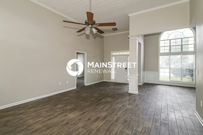 2615 Darlington Ct - Photo 4 of 18