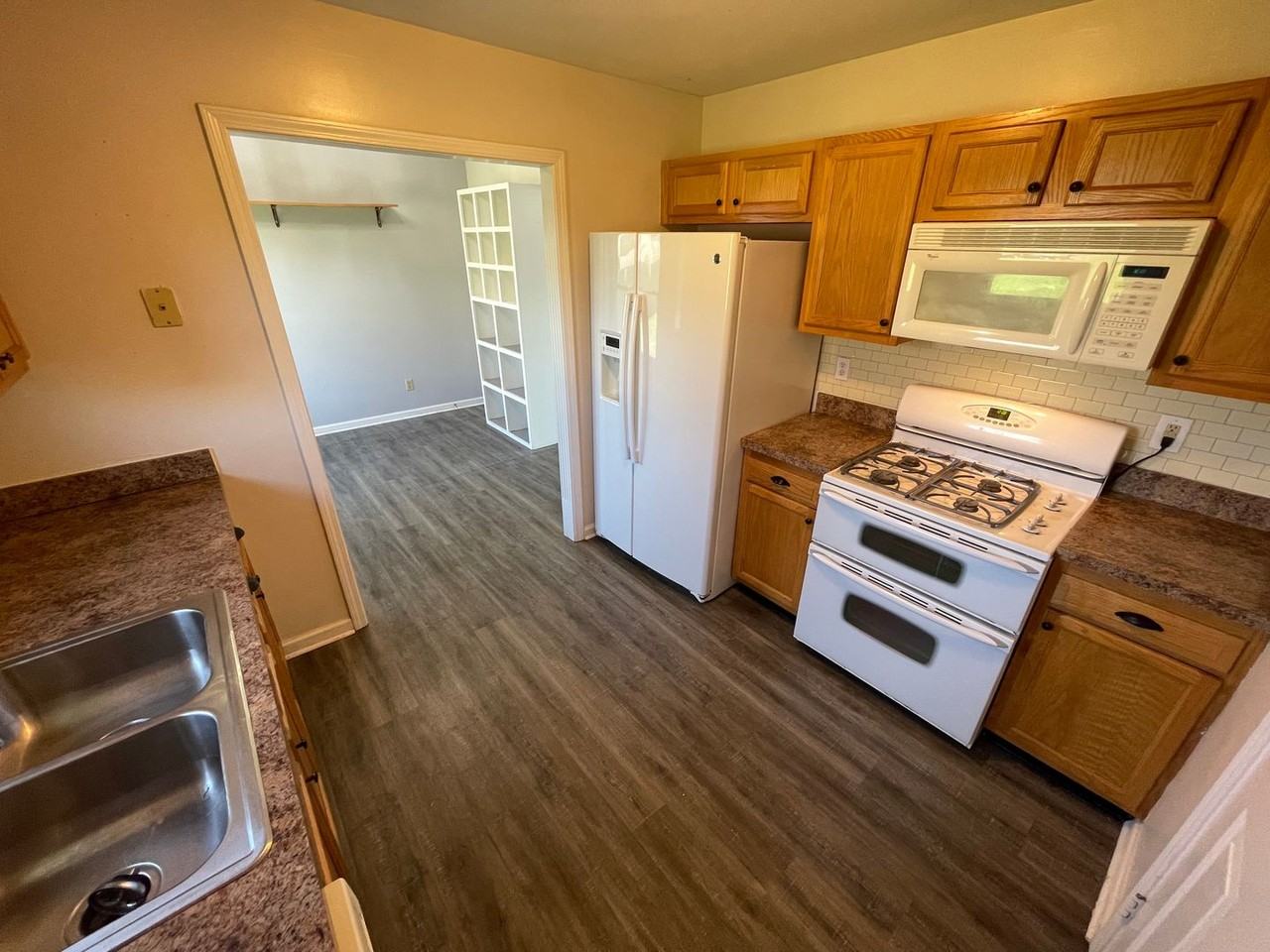 2052 2052 Osprey Cove Avenue - Photo 5 of 22