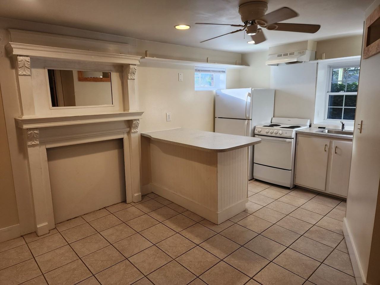 218 N 4th St - Photo 5 of 12