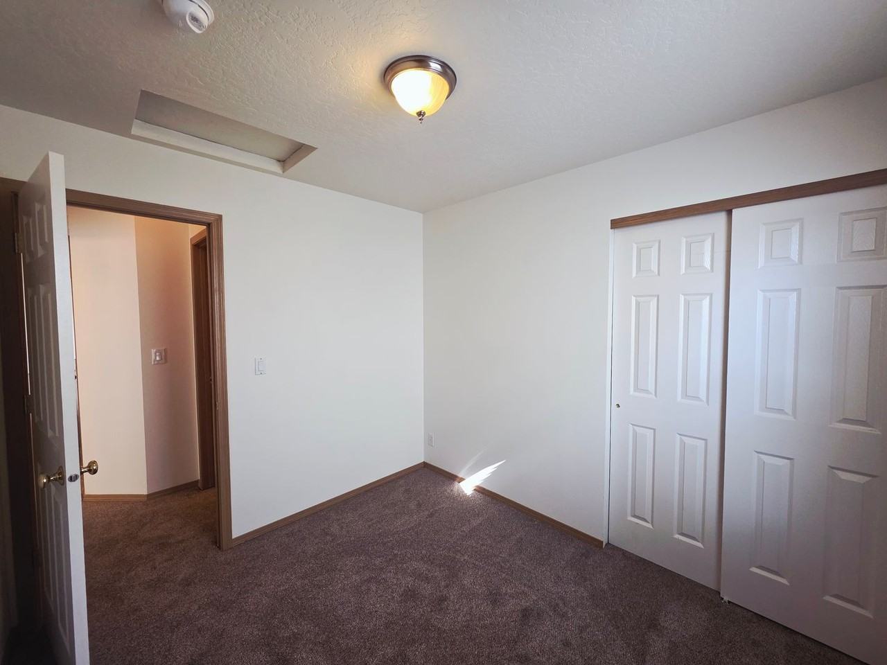 5042 N Lemonwood Ln - Photo 6 of 7