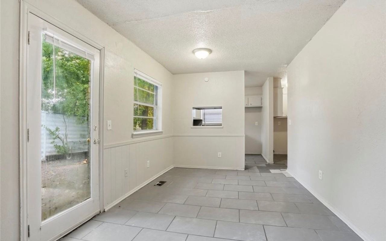 11502 E 37th St - Photo 3 of 10